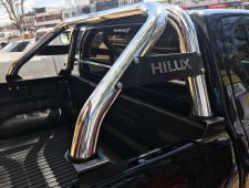 Jaula cromada Hilux 2005+